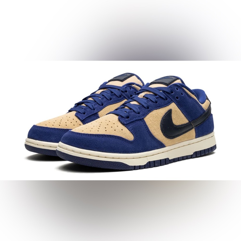 Nike Dunks Low Dunk Sneakers in Deep Royal Blue / Sesame / Midnight Navy